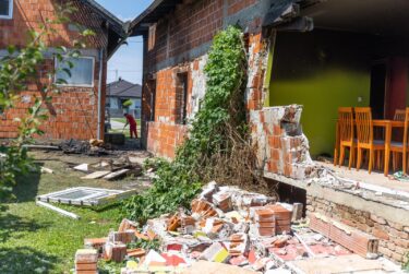 Slika od Ovo su posljedice eksplozije plinske boce: Kuća razvaljena, zidovi crni, vlasnik se bori za život
