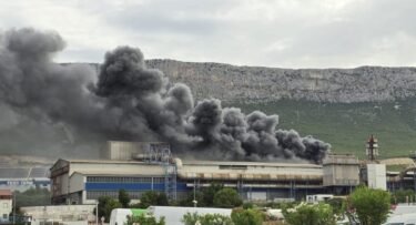 Slika od VIDEO Požar u bivšoj željezari kod Splita