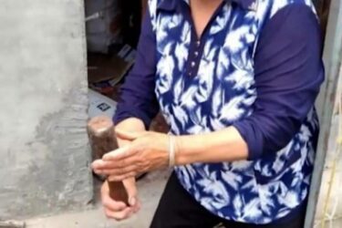 Slika od VIDEO Ručnu granatu 20 godina koristila kao čekić! Pojma nije nimala: tucala je orahe, zabijala čavle, sve dok nije…