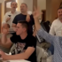 Slika od Vučić objavio video slavlja sa sinom i prijateljima. Pjevalo se ‘Ja sam momče s Kosova’