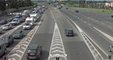 Slika od Zbog nesreće na autocesti A1 vozi se usporeno, a bura otežava promet na magistrali