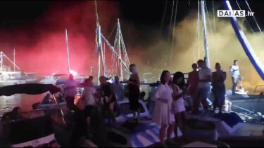 Slika od Ante Gelo rasplesao publiku usnom harmonikom: Na brodovima se pleše i pjeva