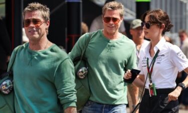 Slika od Brad Pitt doputovao u Mađarsku: Na utrci Formule 1 uživao bez Ines de Ramon