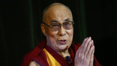 Slika od Dalaj Lama odbacio glasine o lošem zdravlju na 89. rođendan