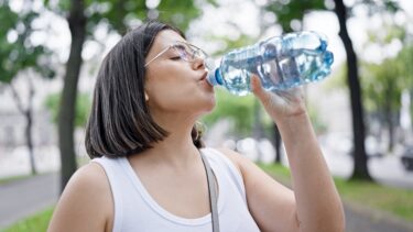Slika od Doktorica otkrila što popiti umjesto vode tijekom vrućina: Odlično hidratizira