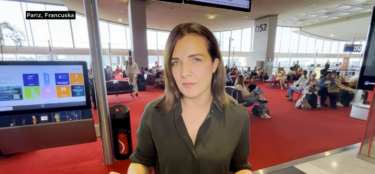 Slika od Ekipa RTL-a zapela na aerodromu. Reporterka Mlinarić otkrila koliko je prosječno kasnio let u Parizu