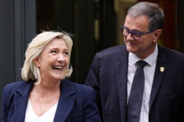 Slika od Ekstremna desnica Marine Le Pen na korak do vlasti, ali upitno je sastavljanje vlade