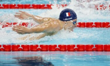 Slika od Fantastični Francuz srušio 16 godina stari olimpijski rekord Michaela Phelpsa