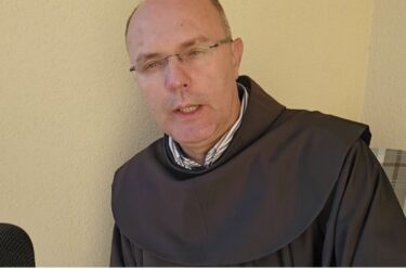 Slika od Hercegovački svećenik pohvalio razbijanje skulpture: ‘Ispravno, tako bi postupio i Isus’