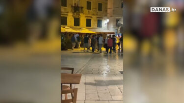 Slika od Imamo video opće makljaže Norvežana i Šveđana u centru Splita: Letjele šake, jedan nos slomljen