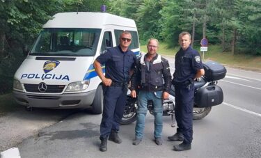 Slika od Interventni policajci našli novčanik Čeha i vratili mu ga. On im se zahvalio pismom
