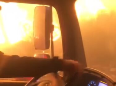Slika od Još traje borba s ogromnom vatrenom stihijom kod Tučepa: Stižu dramatične snimke
