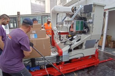 Slika od KBC Rijeka isporučen prvi novi linearni akcelerator vrijedan preko 3 milijuna eura
