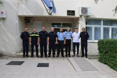 Slika od Ljetovanje u uniformi: Strani policajci stigli u Šibenik i Vodice, posao će obavljati u mješovitim patrolama