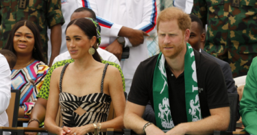 Slika od Meghan i Harry prekinuli dugogodišnju tradiciju. Djeci promijenili prezime