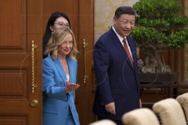 Slika od Meloni rekla Xiju da želi ravnotežu u trgovini između EU-a i Kine