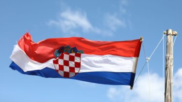 Slika od MUP poslao važno upozorenje svim Hrvatima, bit će i oružja : ‘Izvadite hrvatske zastave’