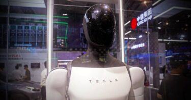 Slika od Musk: Sljedeće godine će u Tesli početi raditi humanoidni roboti