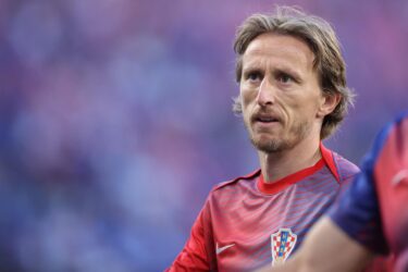 Slika od Nakon dva desetljeća Luka Modrić stigao u svoj bivši klub i izazvao pravu ludnicu, svojim potezom oduševio je najmlađe