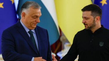 Slika od Nije ga spomenuo imenom, ali Zelenski je opleo po Orbanu: ‘Tko odlazi u prijestolnicu rata?’