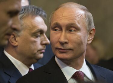 Slika od Orban ipak stigao kod Putina: Ovo su njegove prve riječi nakon slijetanja u Moskvu