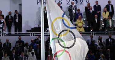 Slika od Organizatori na otvaranju zamalo napravili veliki gaf s olimpijskom zastavom