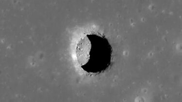Slika od Otkrivena špilja na Mjesecu, u njoj bi mogli živjeti ljudi