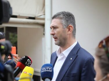 Slika od Otvorenje OI kritizirao i Franković: ‘Glasna manjina nastavlja terorizirati šutljivu većinu’