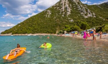 Slika od Ova prelijepa plaža na jugu Hrvatske posve opravdava svoje slikovito ime