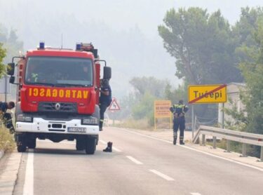 Slika od Požari u Skradinu, Smokoviću i kod Tučepa pod kontrolom