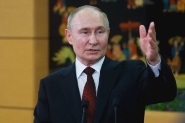 Slika od Putin stigao u Kazahstan na summit, sudjeluju i moćne zemlje sklone Rusiji. Evo koje