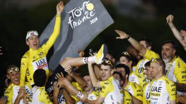 Slika od Slovensko čudo Tadej Pogačar treći put osvojio Tour de France