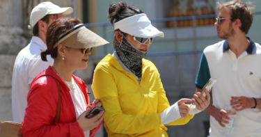 Slika od Turistkinje u Puli privukle pažnju odjevnim kombinacijama koje su nosile na 33°C