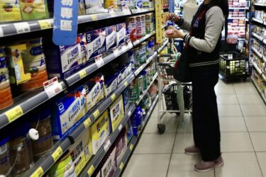 Slika od U Mjanmaru uhićeni direktori supermarketa zbog prenapuhanih cijena riže