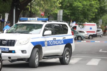 Slika od Užas u Srbiji! Trojica upala u kuću žene (74), opljačkali je i ubili? Uhićen i dječak