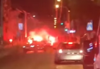 Slika od Uznemirujuće snimke iz Beograda: Automobilom se zaletio među masu