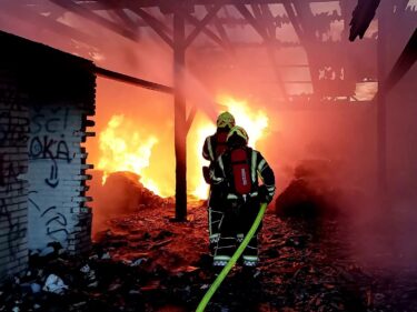 Slika od Vatrena buktinja u Zagrebu: ‘Čulo se gruvanje, plamen je sukljao u vis’