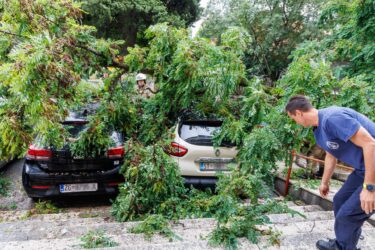 Slika od Vatrogasci su imali pune ruke posla: Evo na koje su intervencije jutros izašli!