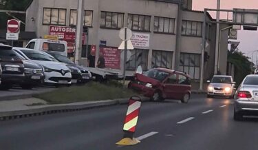 Slika od VIDEO Sudar dva auta i teretnog vozila u zagrebačkom Podsusedu