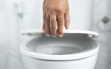 Slika od VIDEO Znate li čemu služi poklopac na WC školjci? Ovaj video zorno će vam pokazati zašto ga je nužno koristiti baš svaki put
