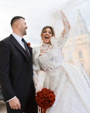 Slika od Za Sandru Elkasević i supruga danas je poseban dan, čestitke se nižu: ‘Sretno vam!’