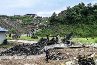 Slika od Zrakoplov se srušio i zapalio: Pojavila se snimka tragedije