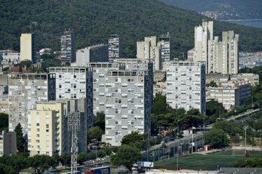 Slika od ANKETA Vlada novim zakonom maksimalno otežava otvaranje novih apartmana, vlasnici ‘na aparatima‘. Što vi mislite o tome?