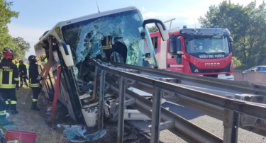 Slika od Autobusna nesreća u Italiji. Jedna osoba mrtva, 15 ozlijeđenih