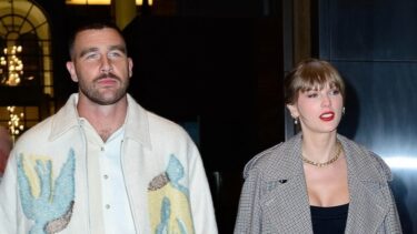 Slika od Jesu li se Taylor Swift i Travis Kelce vjenčali? Internetom kruže glasine…