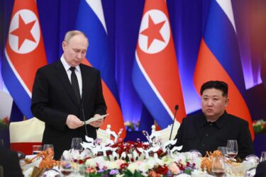 Slika od Kim Jong Un potvrdio produbljivanje suradnje s Moskvom: ‘Krvavo se borimo protiv zajedničkog neprijatelja‘