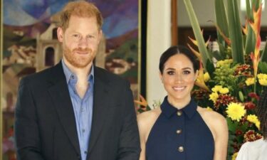 Slika od Meghan Markle ima savršen ljetni stajling: Pokazala kraljevsku eleganciju u chic kompletu