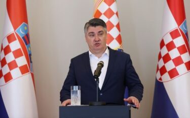 Slika od Milanović ‘kritizirao Imoćane’: Ustaški pozdrav i obilježja nemaju mjesta u današnjoj RH