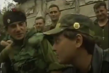 Slika od Munjevito se širi snimka Stublića i Dvornika iz Domovinskog rata: ‘Mi pucamo u njih’
