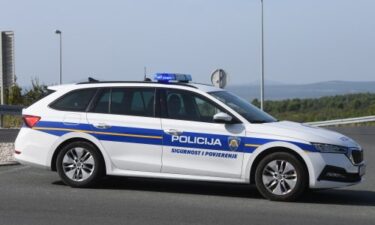 Slika od Na A3 poginuo pješak, u nesreći sudjelovao policijski motocikl